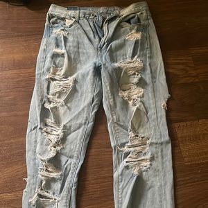 american eagle mom jeans